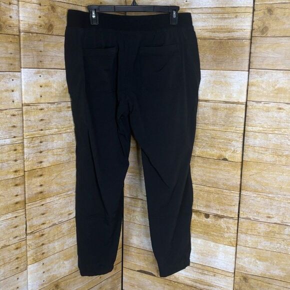 ATHLETA TREKKIE NYLON RIPSTOP CROPPED MID RISE HIKING JOGGER SIZE 12 - Picture 3 of 3